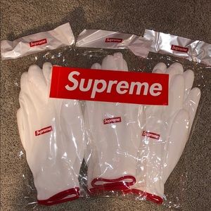 Supreme Gloves